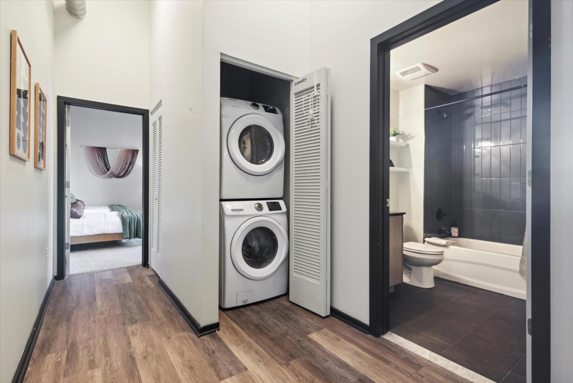 Large 3Br Apts & Studios, Free Parking, Gym, Game Room Filadelfia Esterno foto