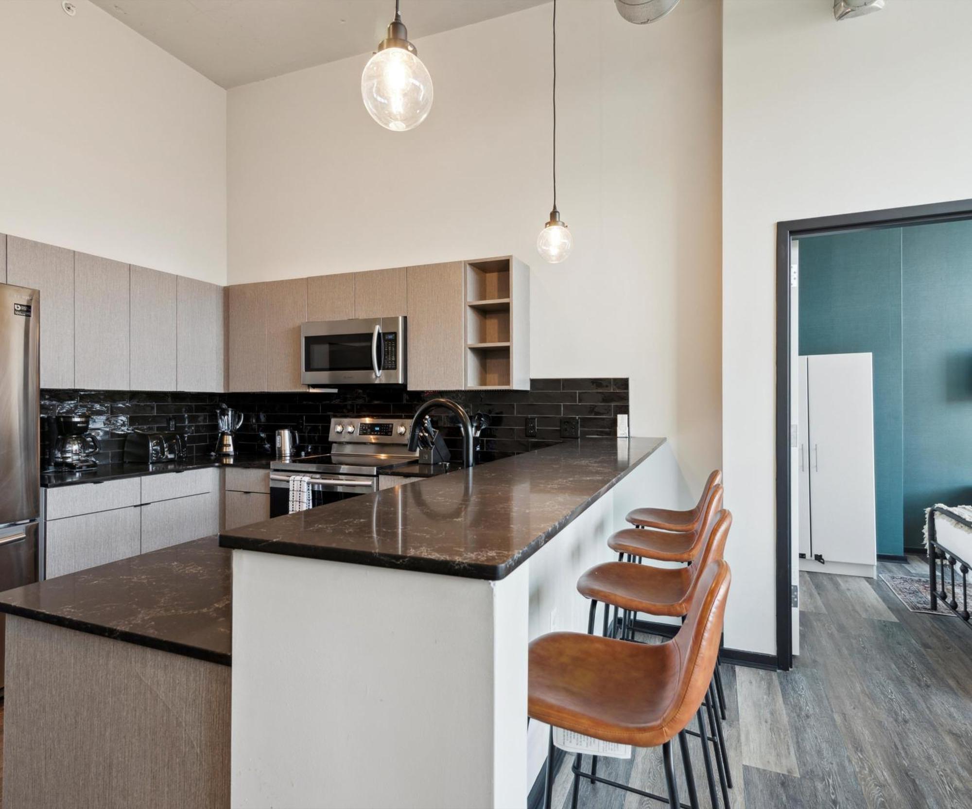 Large 3Br Apts & Studios, Free Parking, Gym, Game Room Filadelfia Esterno foto