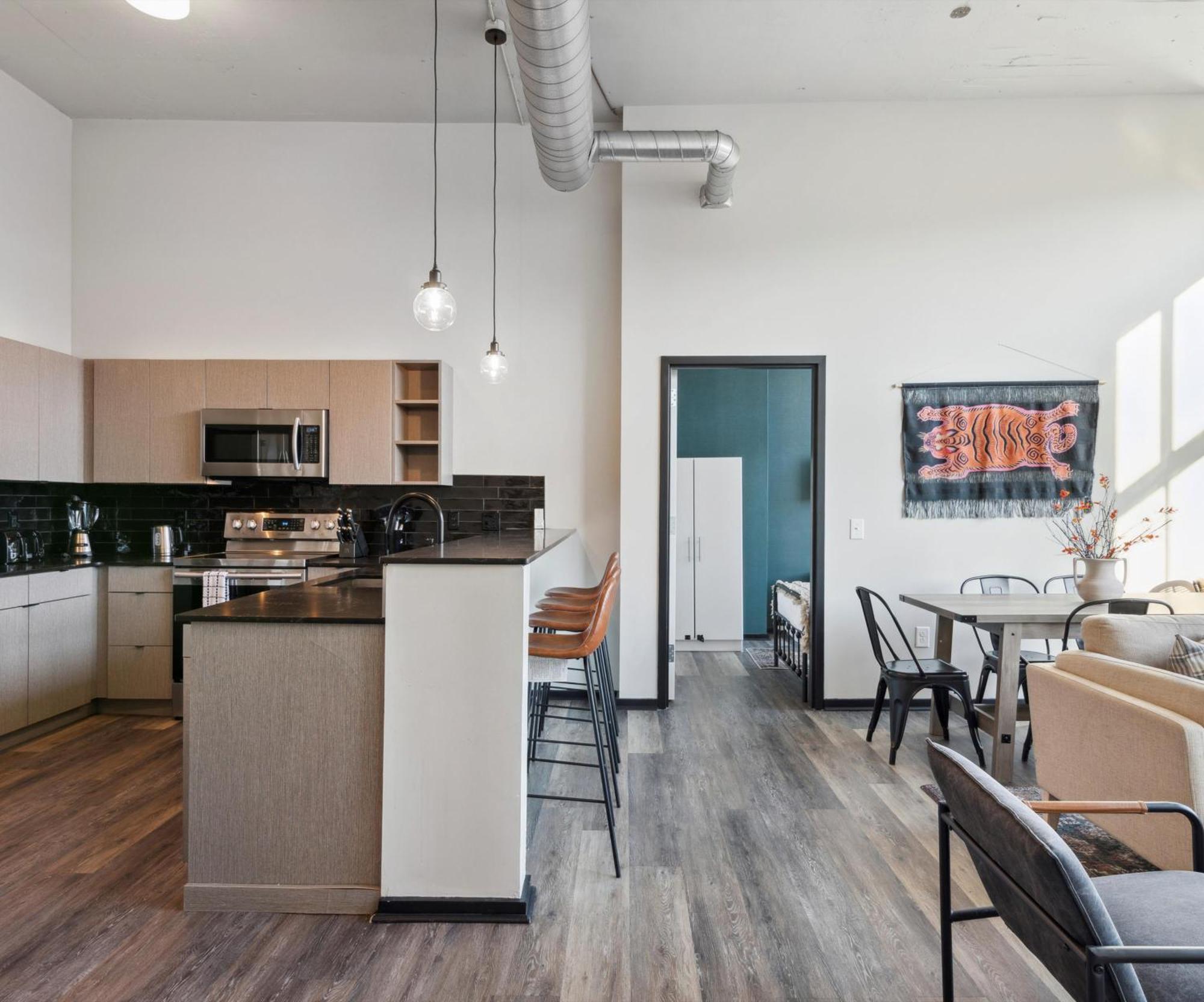 Large 3Br Apts & Studios, Free Parking, Gym, Game Room Filadelfia Esterno foto