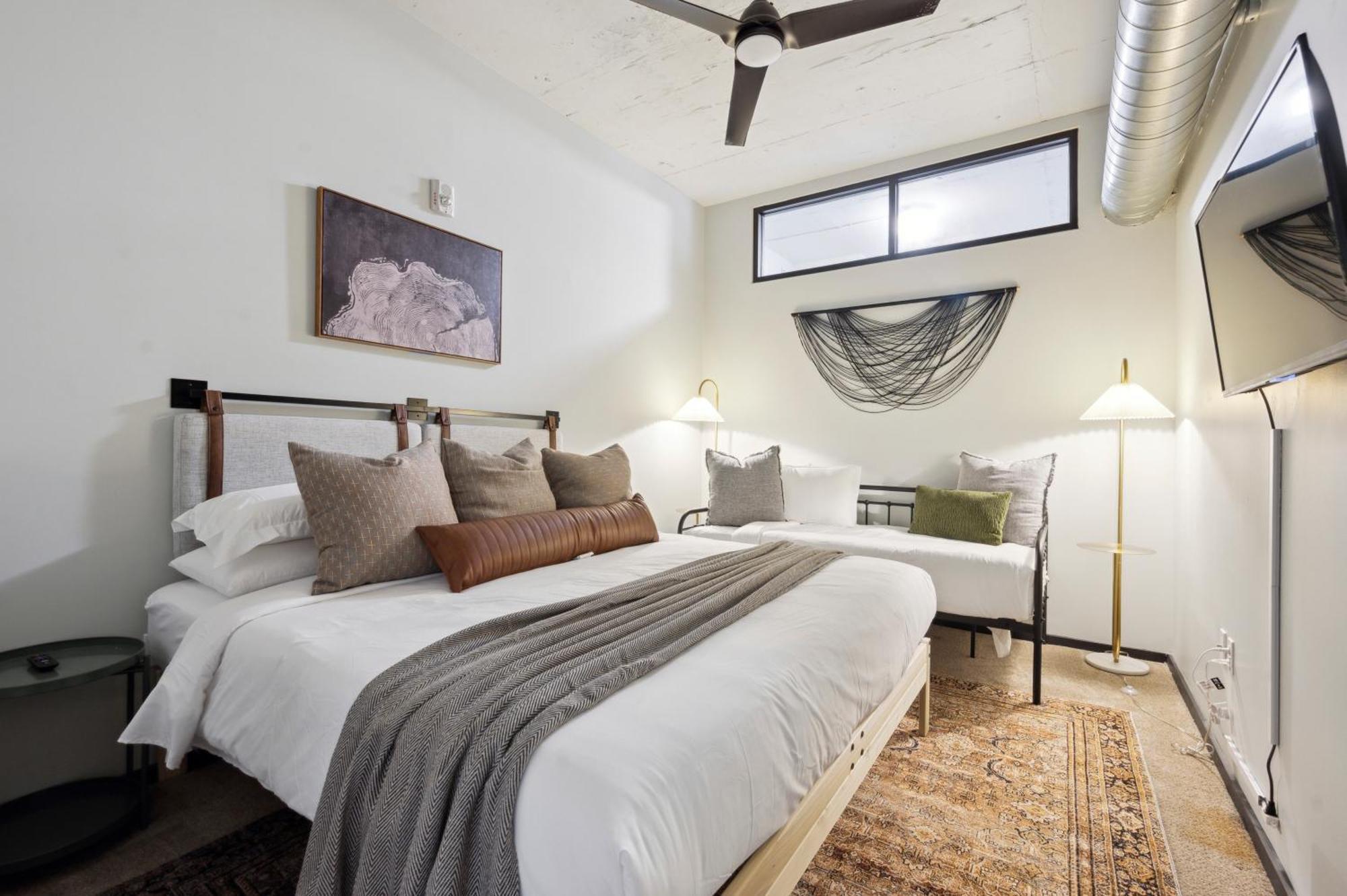 Large 3Br Apts & Studios, Free Parking, Gym, Game Room Filadelfia Esterno foto