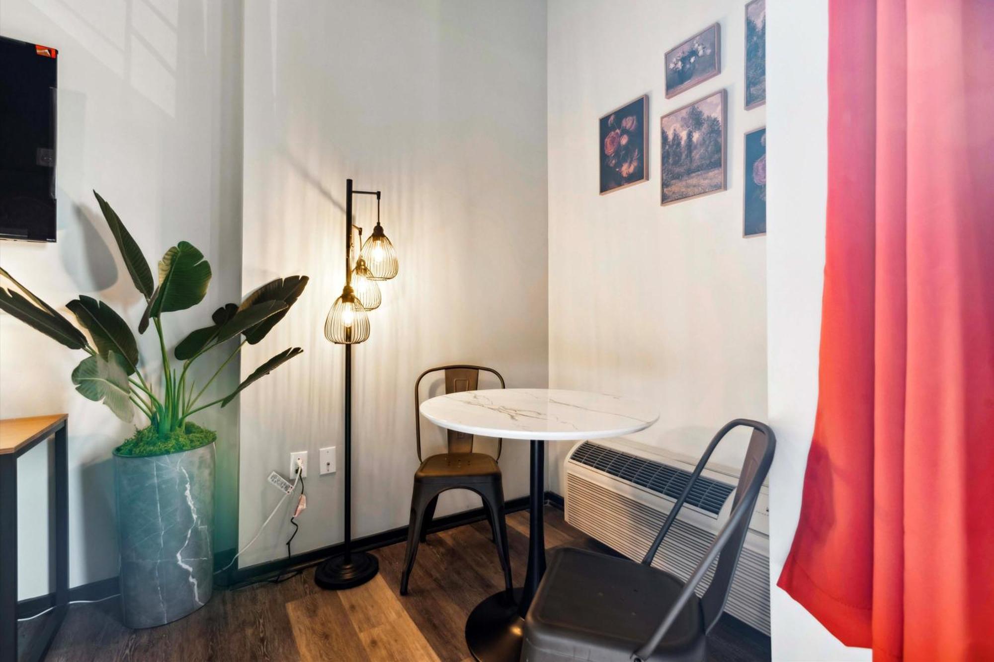 Large 3Br Apts & Studios, Free Parking, Gym, Game Room Filadelfia Esterno foto