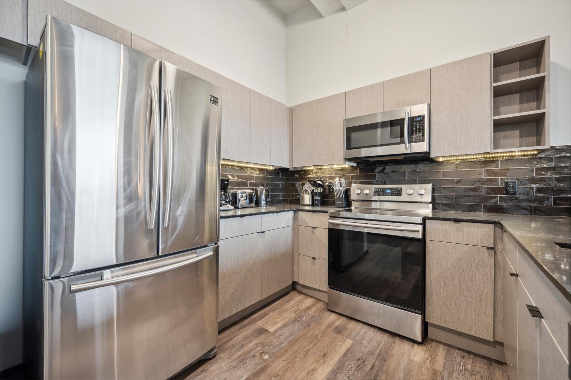 Large 3Br Apts & Studios, Free Parking, Gym, Game Room Filadelfia Esterno foto